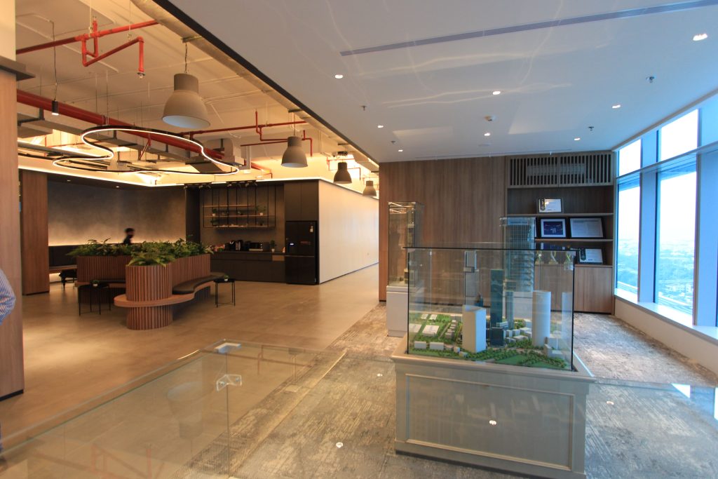 Around Thamrin Nine luxury office space complex